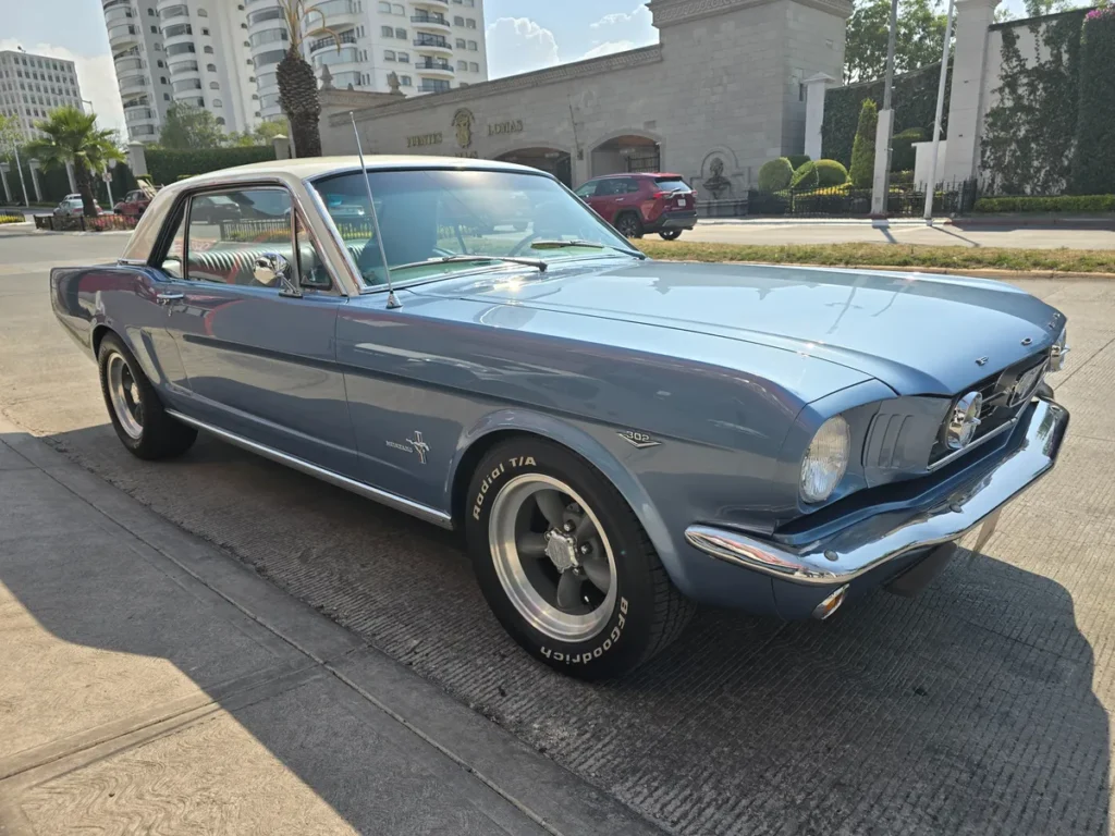 Ford Mustang Hard Top