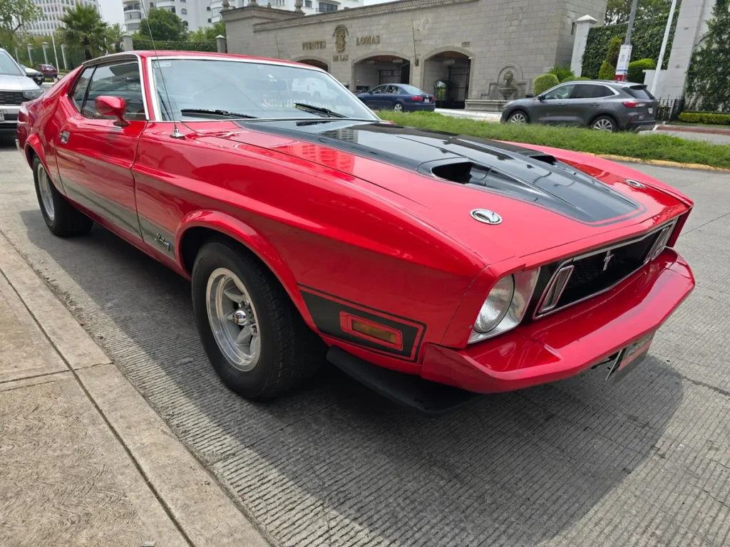 Ford Mustang Match 1