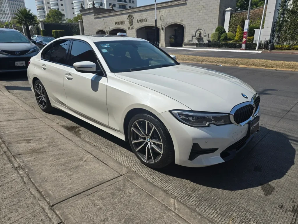 BMW Serie 3 2.0 330e Luxury Line Híbrido At
