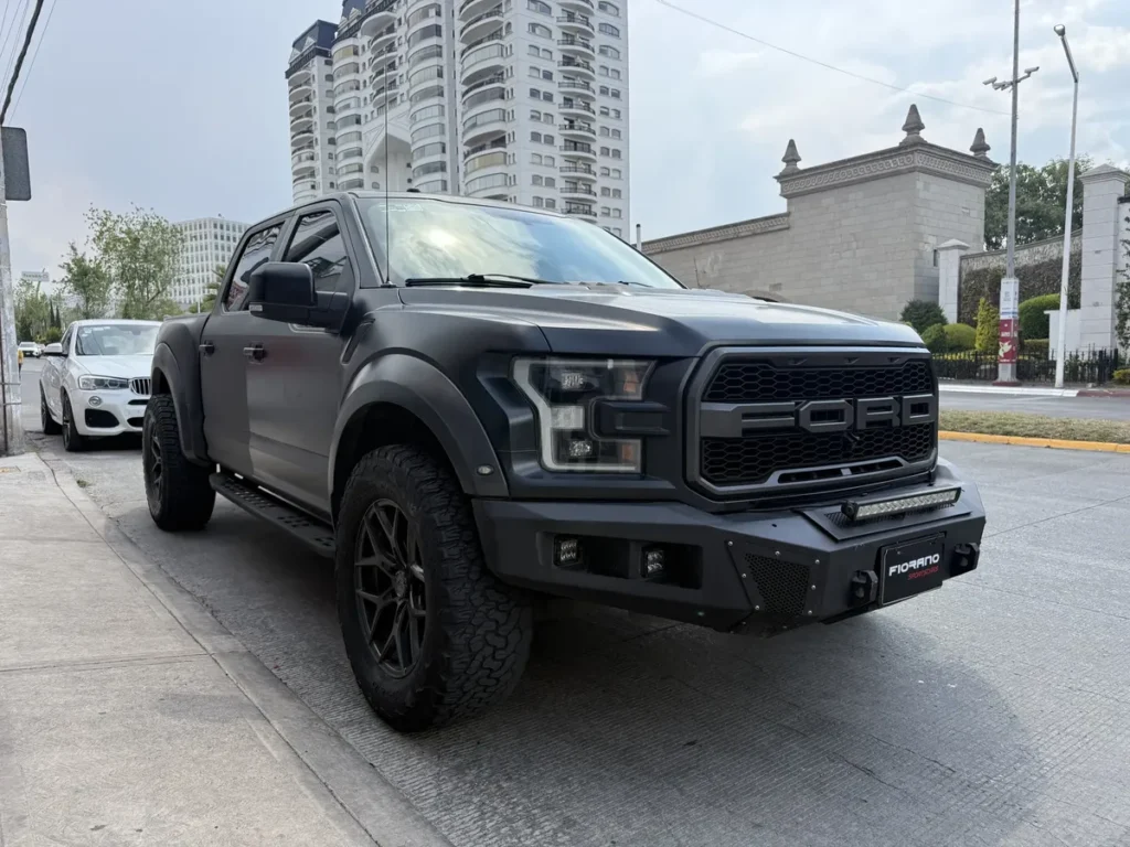 Ford Lobo Raptor