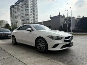 Mercedes-Benz Clase CLA 1.6 200 Cgi Mt