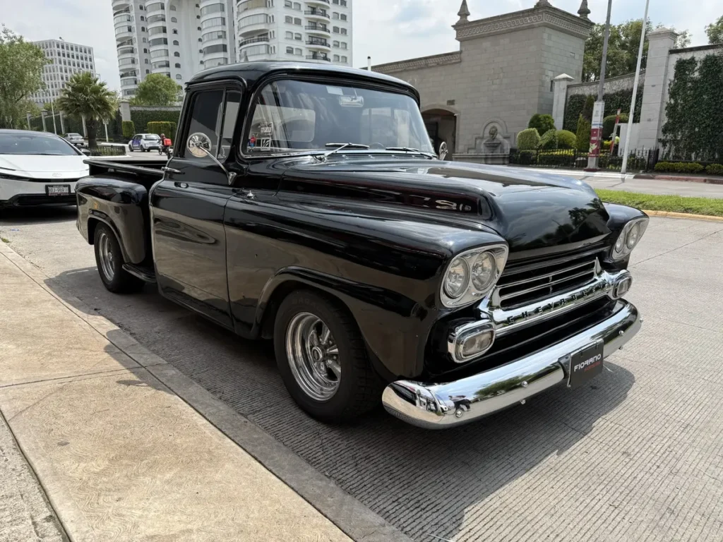 Chevrolet Apache