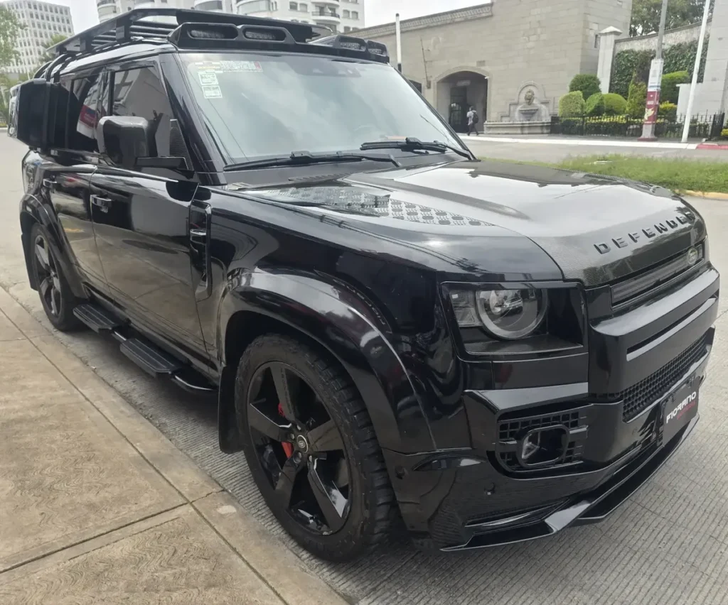 Land Rover Defender 110 First Edition
