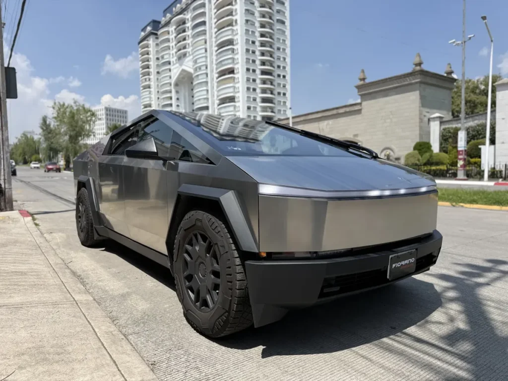 Tesla Cybertruck Cyberbeast Foundation Series