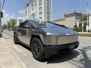 Tesla Cybertruck Cyberbeast Foundation Series