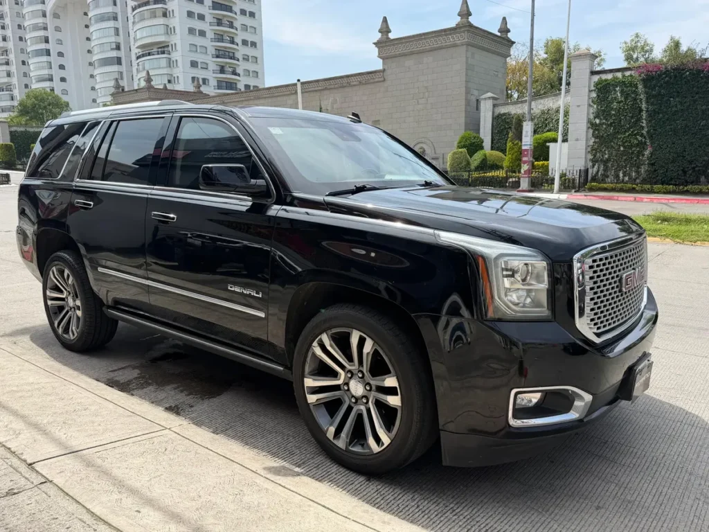 GMC Yukon 6.2 Denali 8 Vel Awd At
