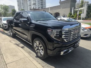 GMC Sierra 6.2 V8 Denali